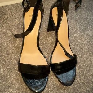 Black faux leather heels size 9